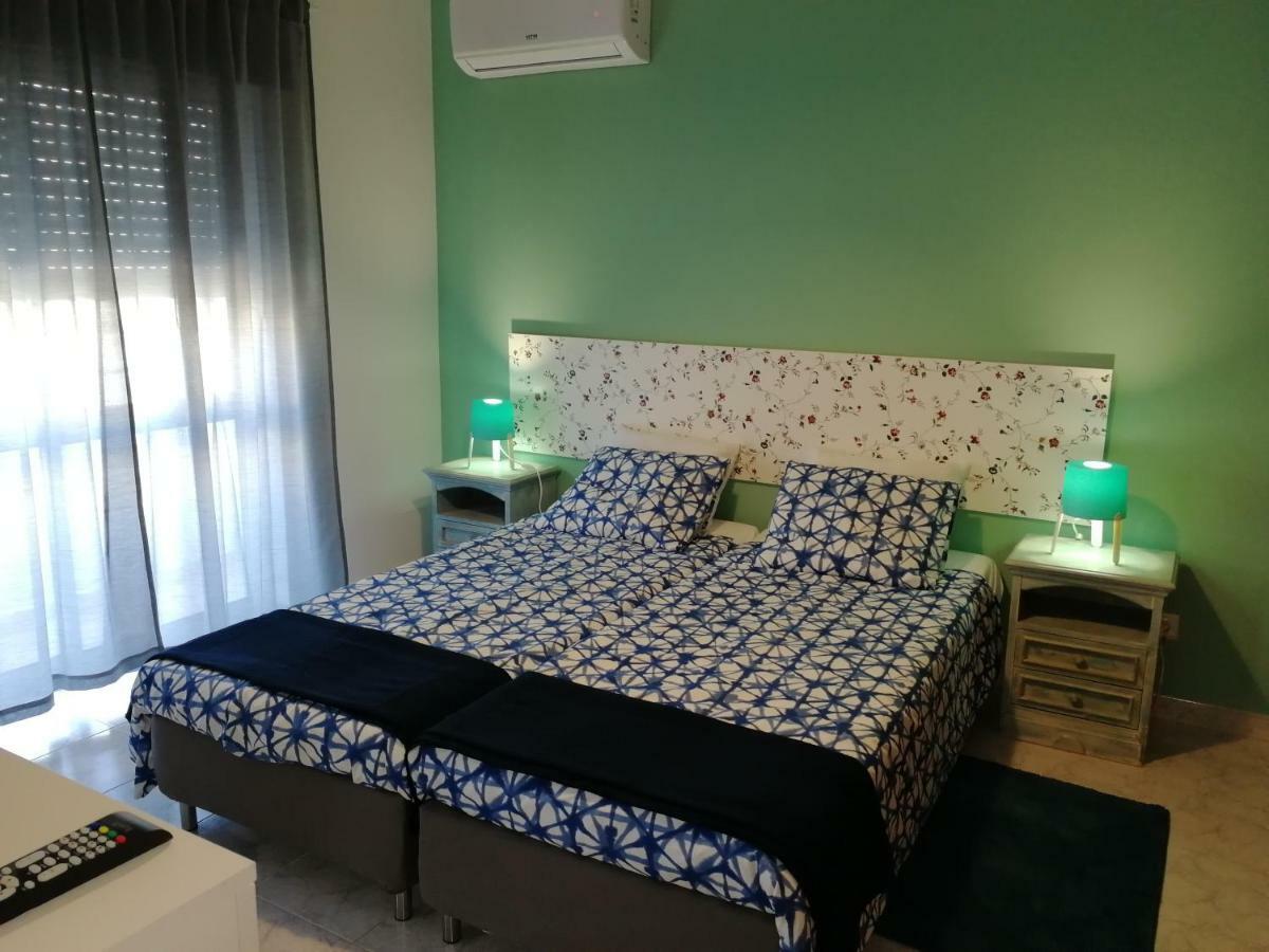 Ocean'S 7 - Lagos Guest House エクステリア 写真